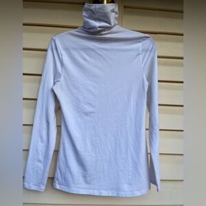 Felina white long sleeved turtleneck, must have necessity, great condition, S